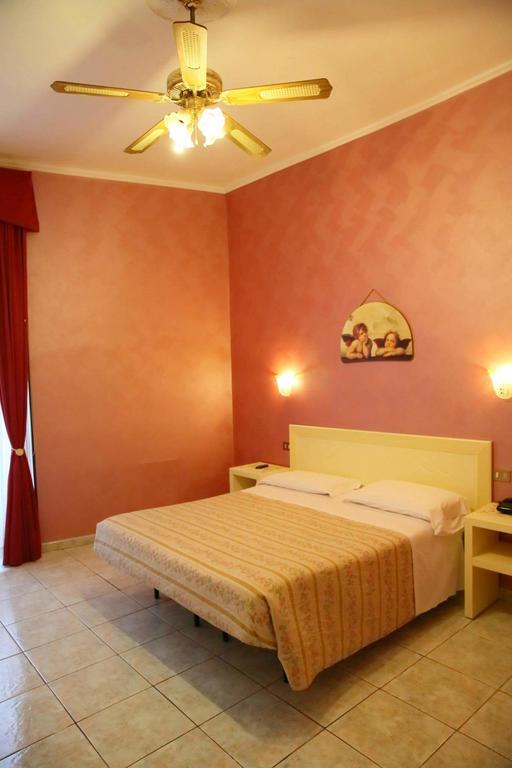 Hotel Principe Amedeo Ρώμη Εξωτερικό φωτογραφία