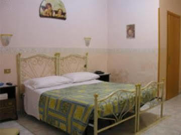 Hotel Principe Amedeo Ρώμη Εξωτερικό φωτογραφία